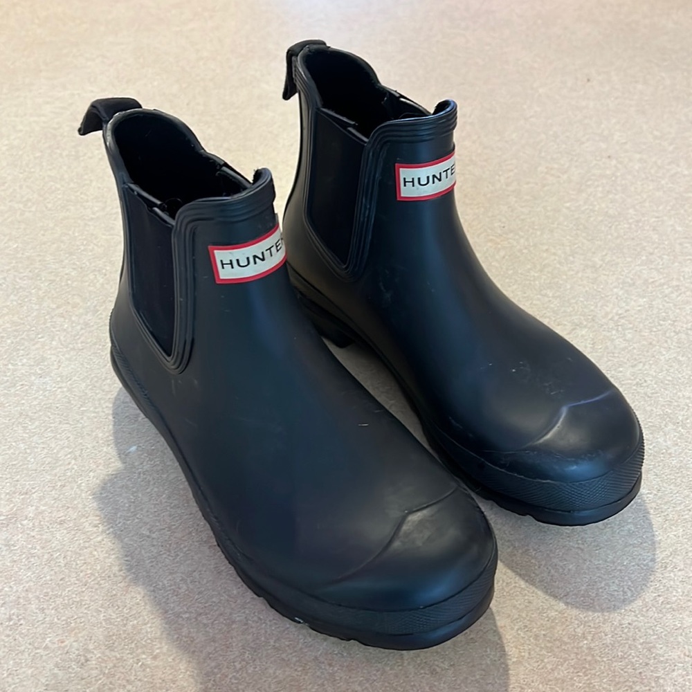 Hunter Chelsea boots size 7 womens